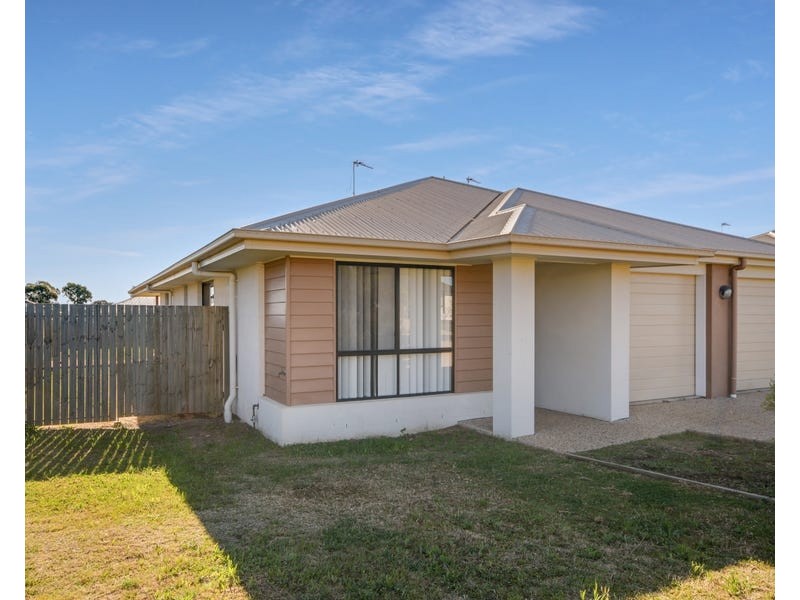 Unit 1/27 Weebah Place, Cambooya QLD 4358