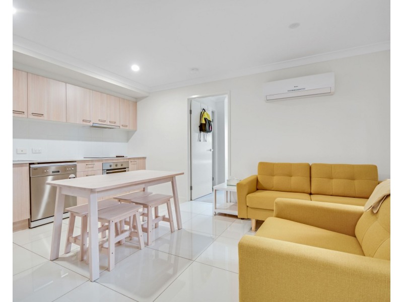 Unit 2/1 Carnamah St, Cambooya QLD 4358