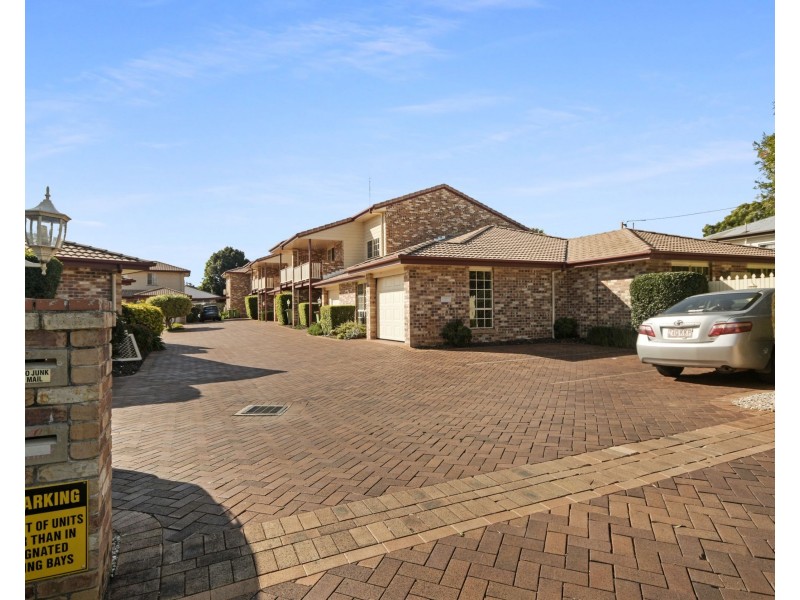 Unit 4/228 Mackenzie Street, Rangeville QLD 4350
