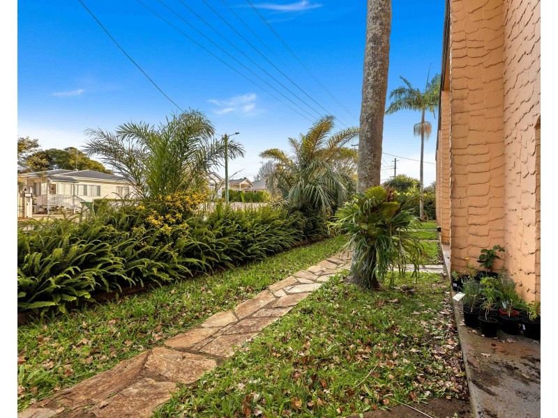Unit 5/203 Campbell Street, Newtown QLD 4350