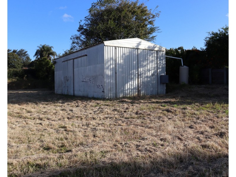 4 Vanity Street, Rockville QLD 4350