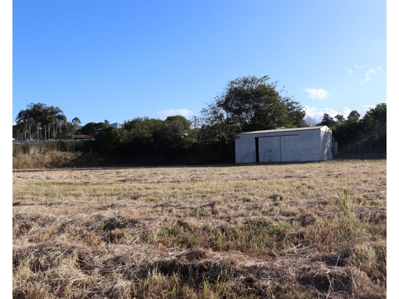 4 Vanity Street, Rockville QLD 4350