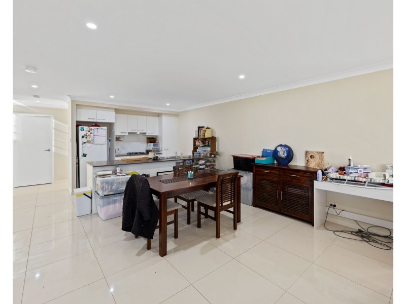8 Kensei Street, Wyreema QLD 4352