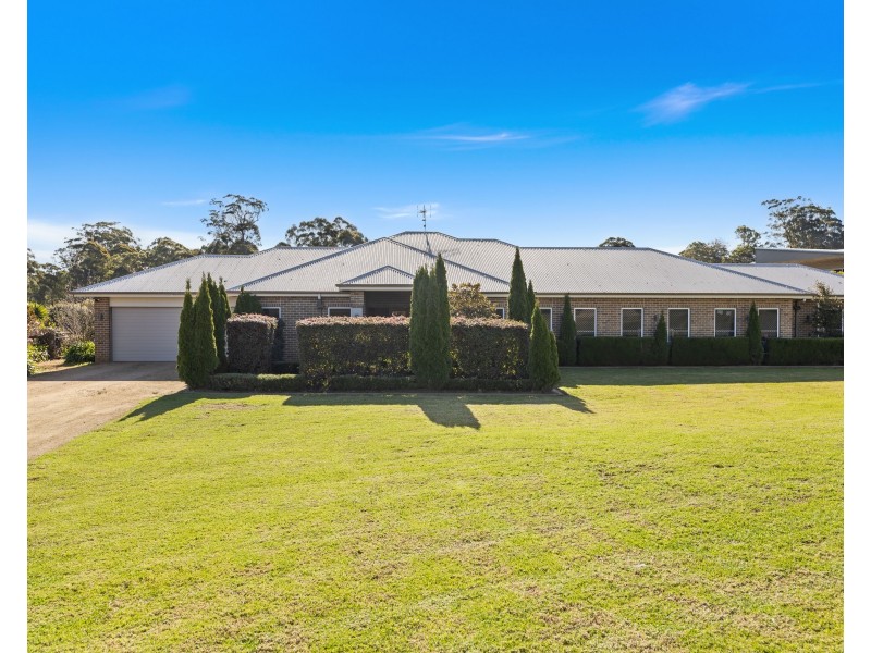 13 Cook Court, Highfields QLD 4352