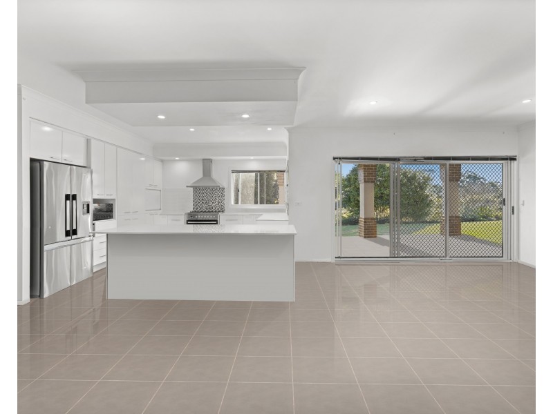 13 Cook Court, Highfields QLD 4352