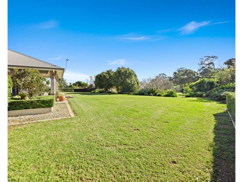 13 Cook Court, Highfields QLD 4352