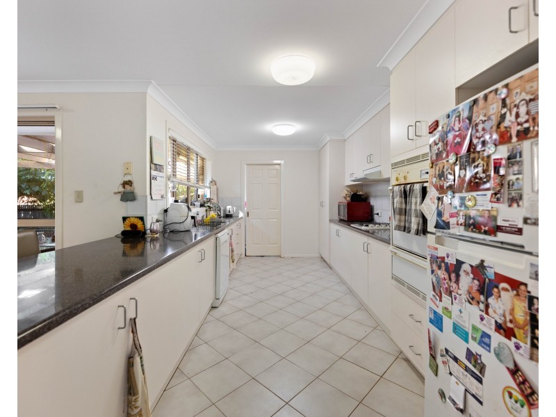 5 Carmen Street, Kearneys Spring QLD 4350