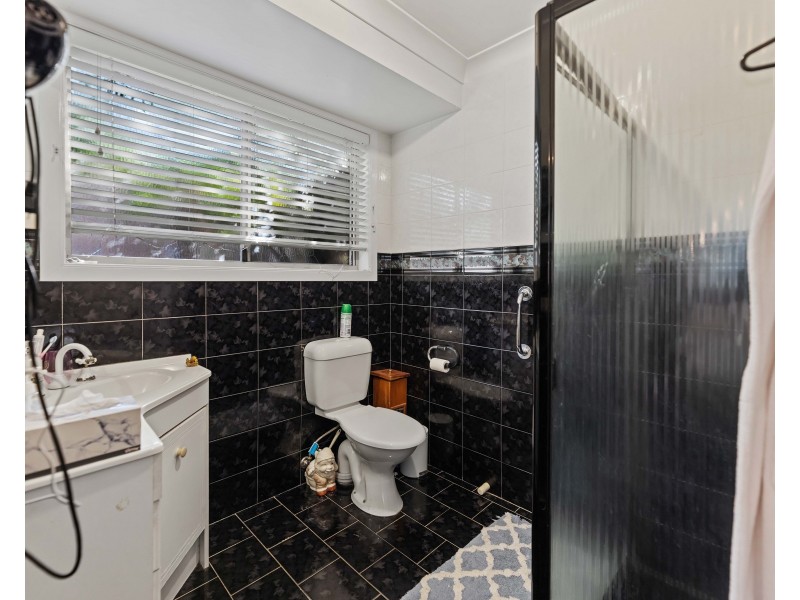 5 Carmen Street, Kearneys Spring QLD 4350
