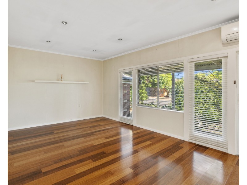 3 Kent Street, East Toowoomba QLD 4350