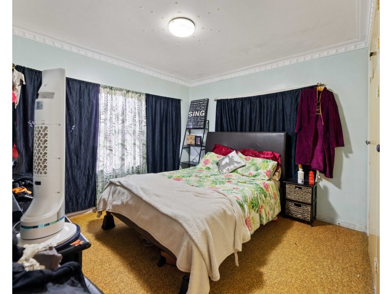 49 Croxley Street, Harristown QLD 4350