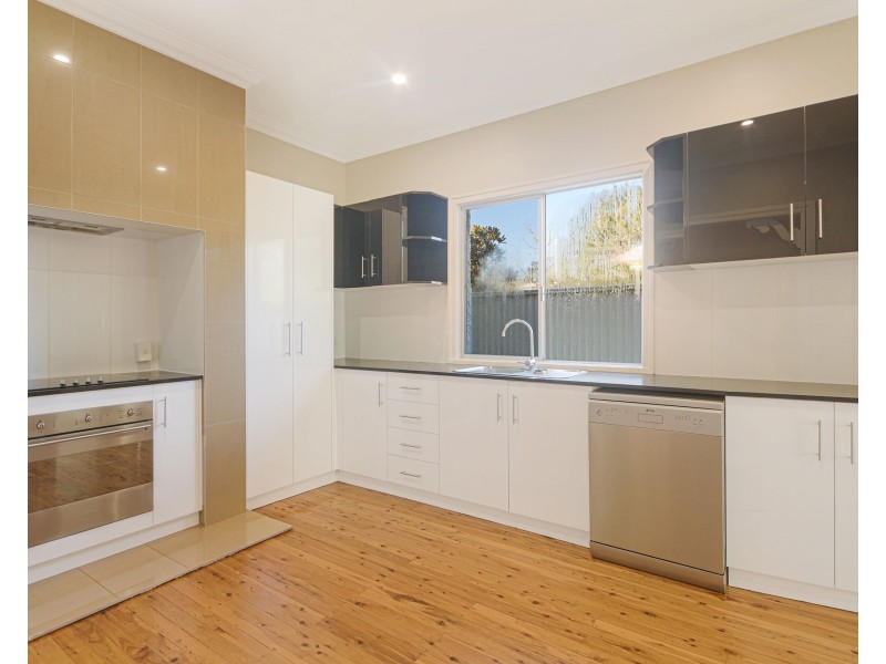 87 Phillip Street, South Toowoomba QLD 4350