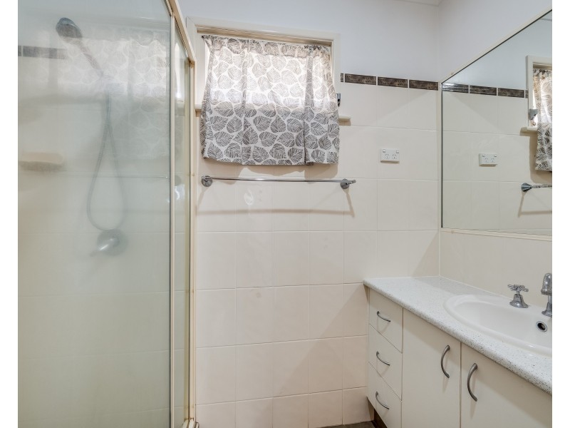 Unit 1/258 James Street, Harristown QLD 4350
