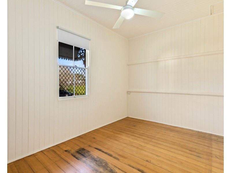 16 Burstow Street, East Toowoomba QLD 4350