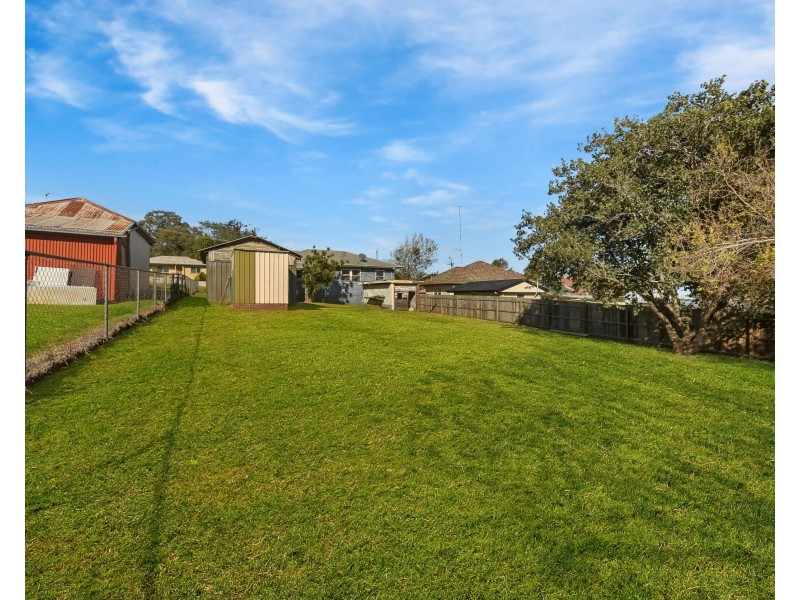 29 Perry Street, Harlaxton QLD 4350