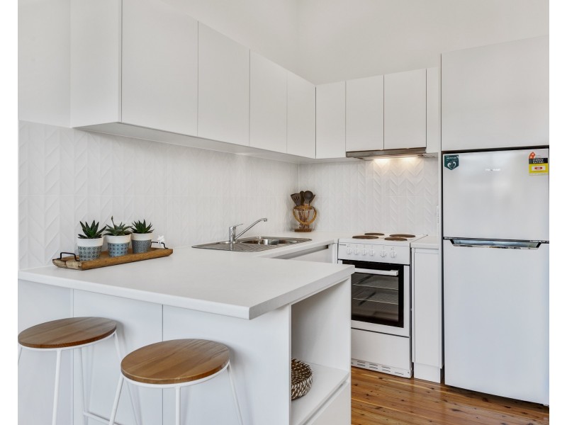 Unit 1/2 Long Street, Rangeville QLD 4350