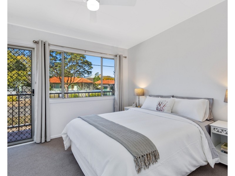 Unit 1/2 Long Street, Rangeville QLD 4350