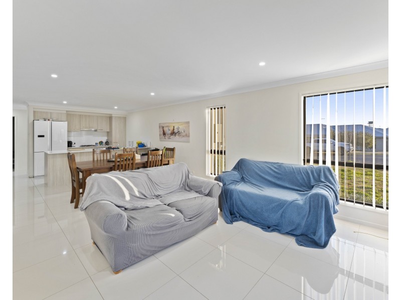 47 Tarcoola Street, Wyreema QLD 4352