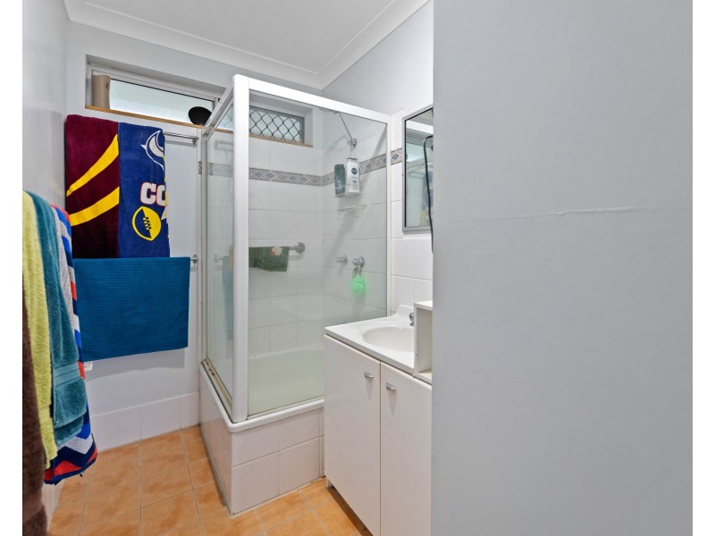 Unit 2/47 Cleary Street, Centenary Heights QLD 4350