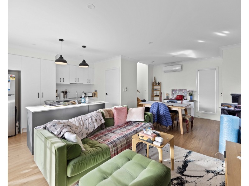 Unit 8/316 Stenner Street, Middle Ridge QLD 4350