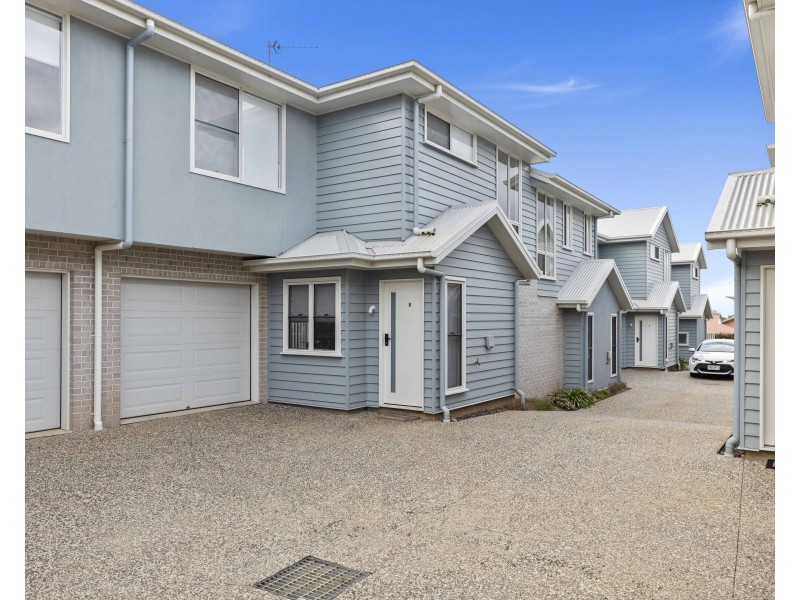 Unit 8/316 Stenner Street, Middle Ridge QLD 4350