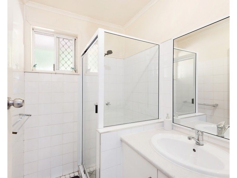 Unit 6/372 Tor Street, Newtown QLD 4350
