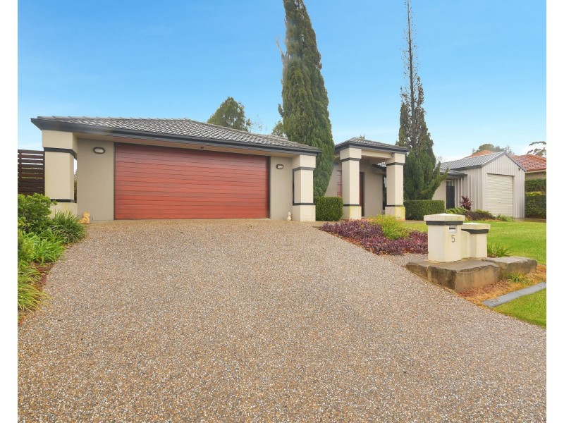 5 Catalina Drive, Wilsonton Heights QLD 4350