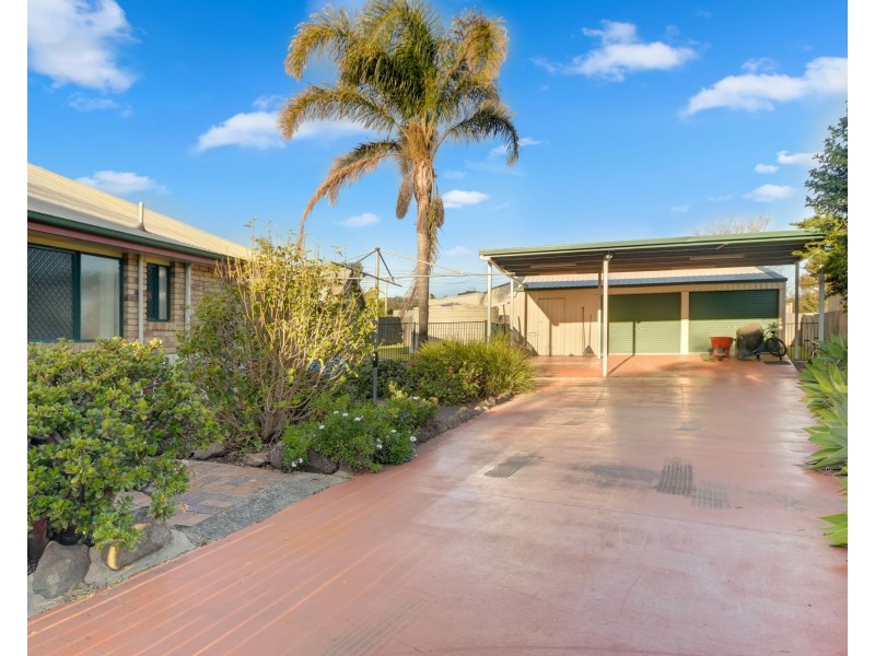 12 Lachlan Court, Westbrook QLD 4350