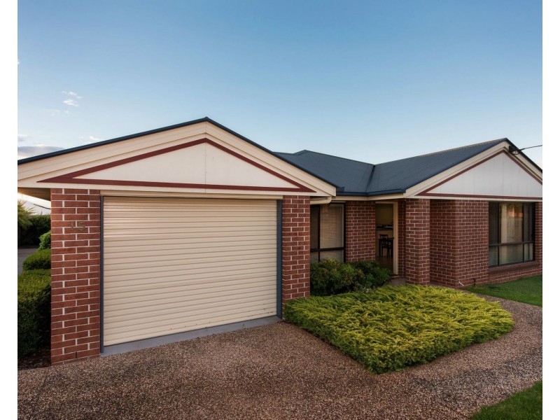 Unit 1/15 Gorman Street, Darling Heights QLD 4350