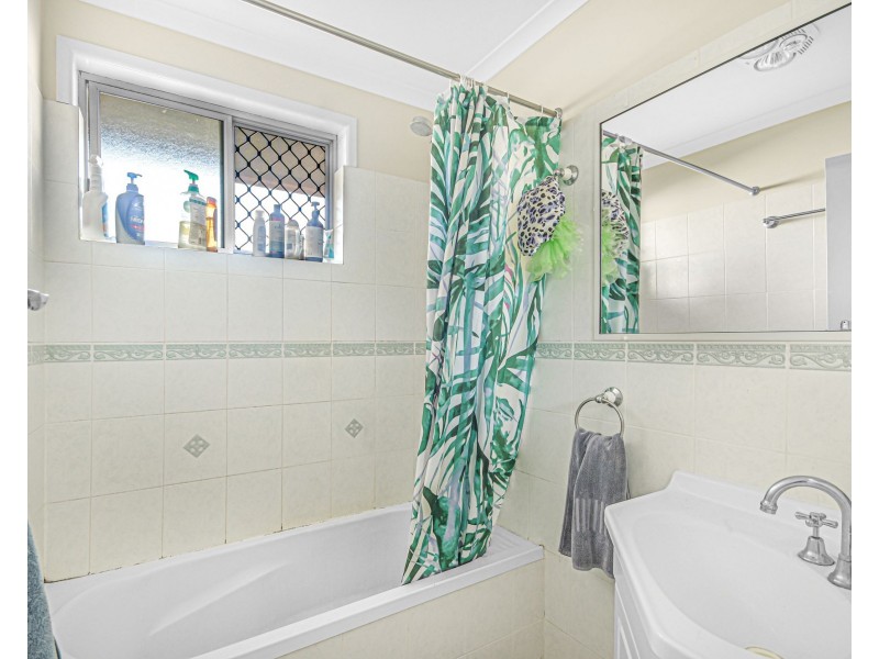Unit 2/501 Stenner Street, Darling Heights QLD 4350