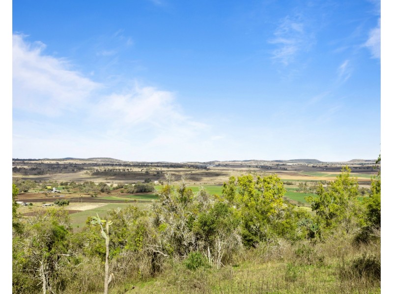 25 Gowrie View Estate, Gowrie Junction QLD 4352