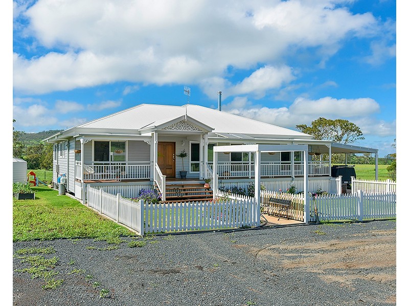 264 Cambooya Street, Drayton QLD 4350