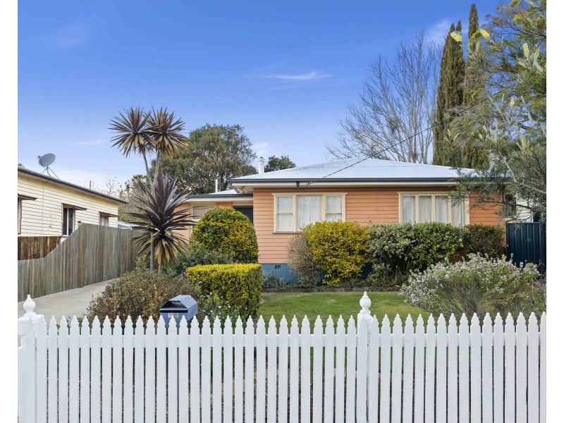 14 Dunne Street, Harristown QLD 4350