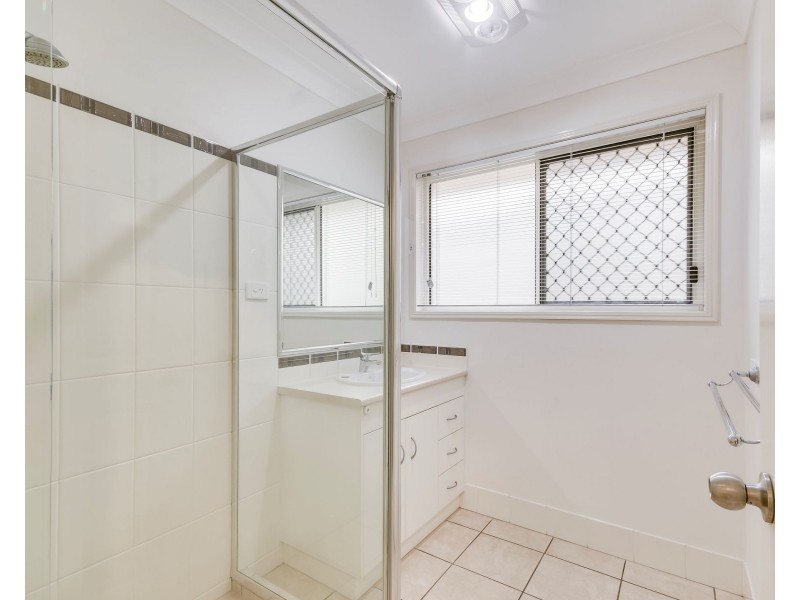 Unit 4/6 Victory Street, Newtown QLD 4350