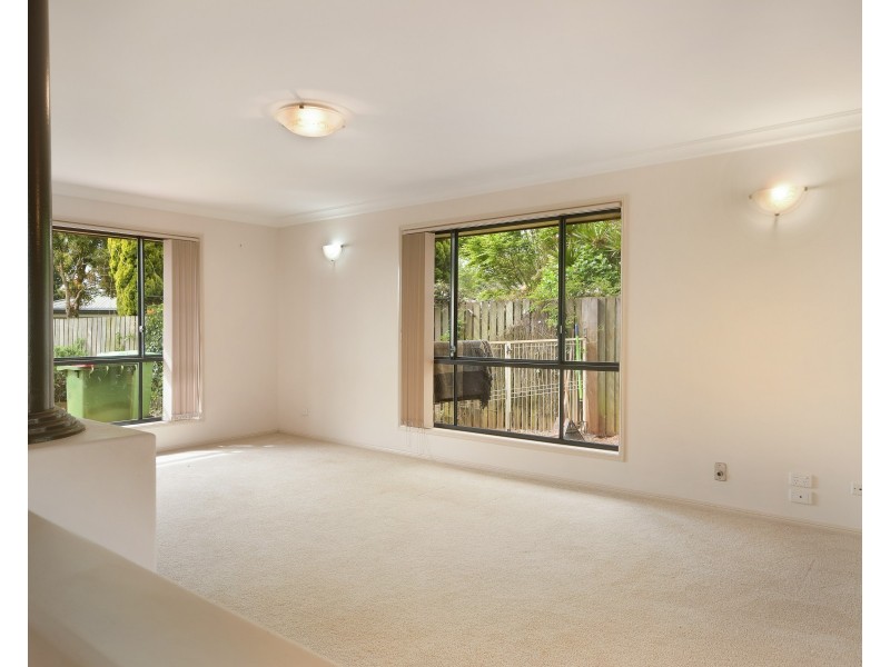 20 Sweetapple Crescent, Centenary Heights QLD 4350