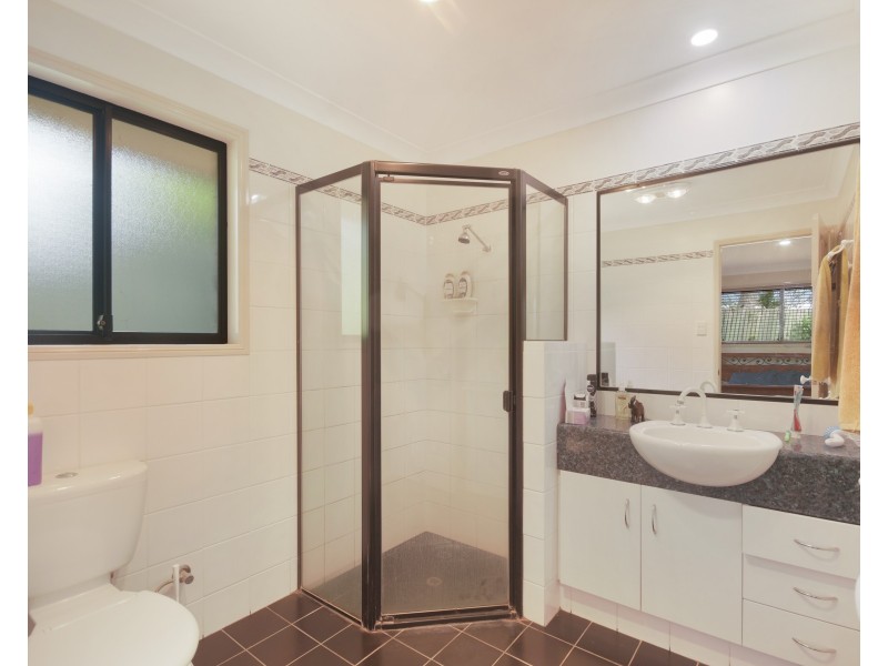 20 Sweetapple Crescent, Centenary Heights QLD 4350