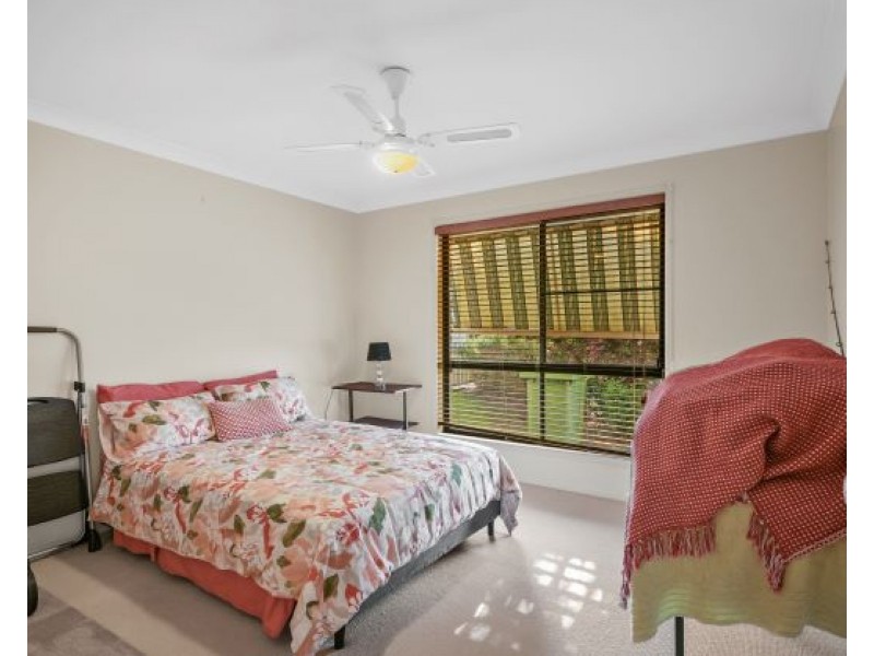 Unit 1/8 Paulene Crescent, Kearneys Spring QLD 4350