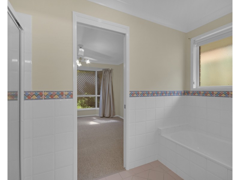 12 Kensington Court, Darling Heights QLD 4350