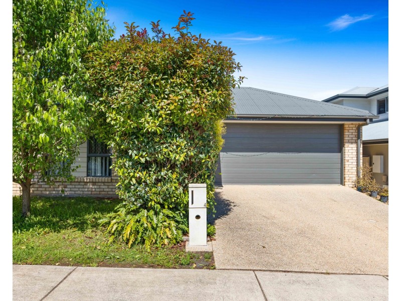 4 Barron Lane, Glenvale QLD 4350