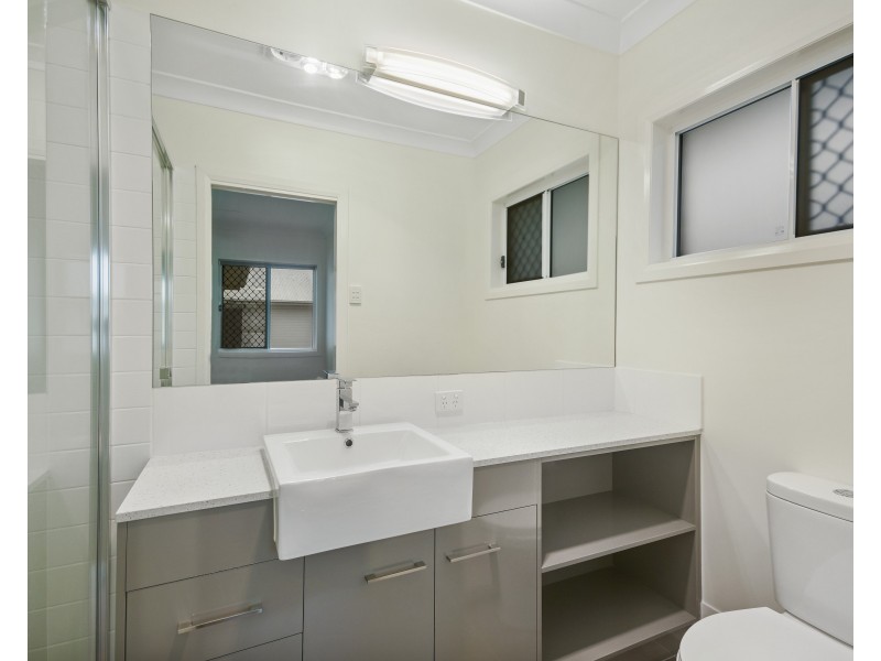 Unit 4/80 Perth Street, Rangeville QLD 4350