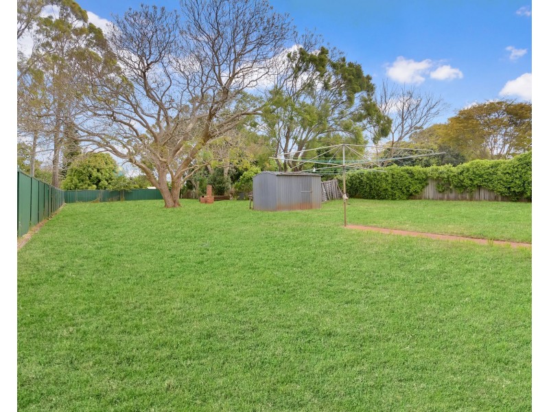 24 David Street, Rockville QLD 4350