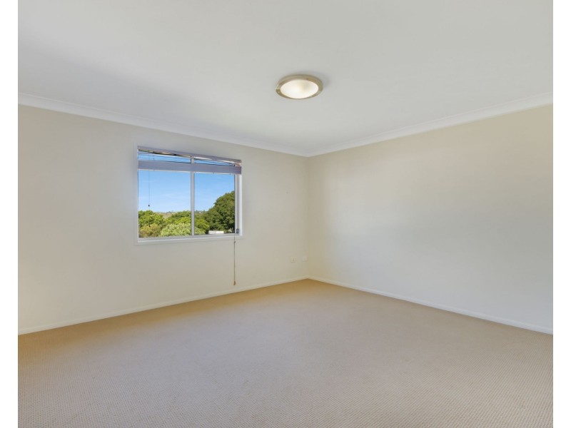 Unit 5/16 Anzac Avenue, Newtown QLD 4350