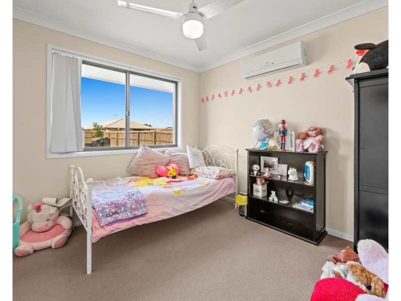 33 Tarcoola Street, Wyreema QLD 4352