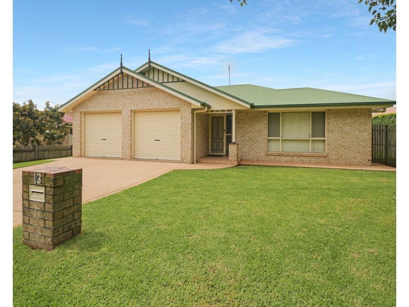 13 Elvery Court, Middle Ridge QLD 4350