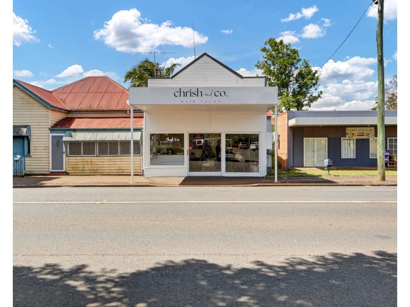 Shop 2/243 Bridge Street, Newtown QLD 4350