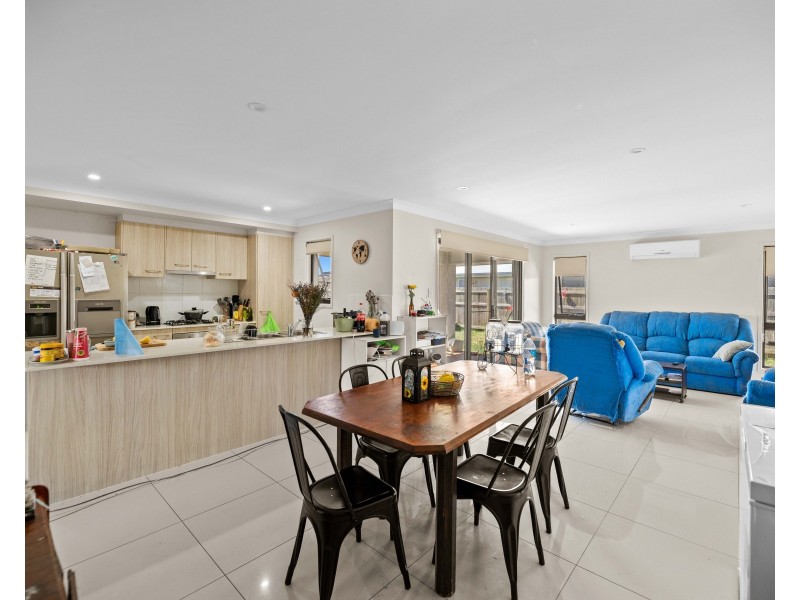 3 Arwon Street, Wyreema QLD 4352