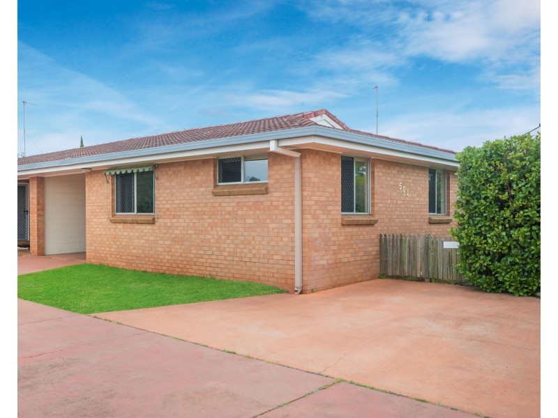 1/501 Stenner Street, Darling Heights QLD 4350