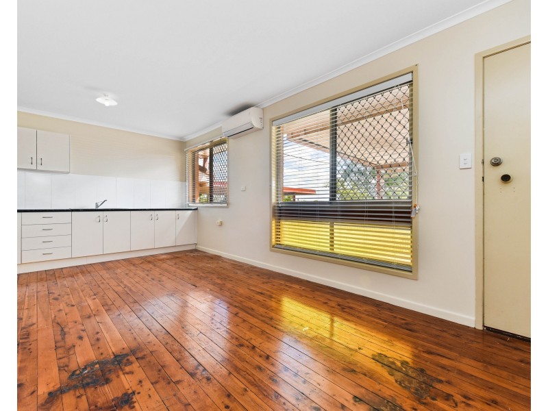 Unit 2/105 Bridge Street, Mount Lofty QLD 4350