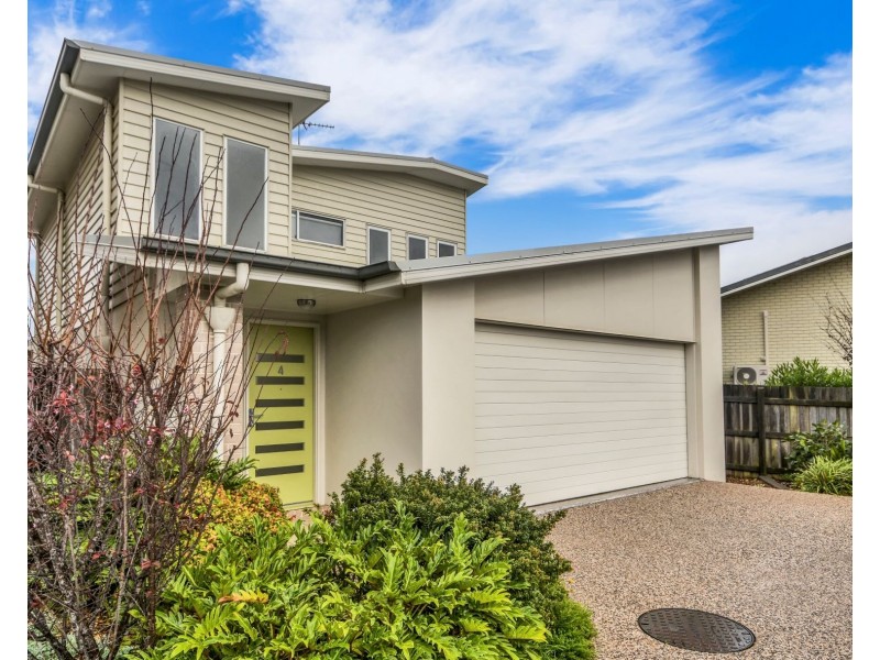 Unit 4/397 Stenner Street, Kearneys Spring QLD 4350