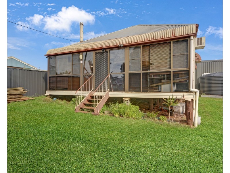 12 Sowden Street, Drayton QLD 4350