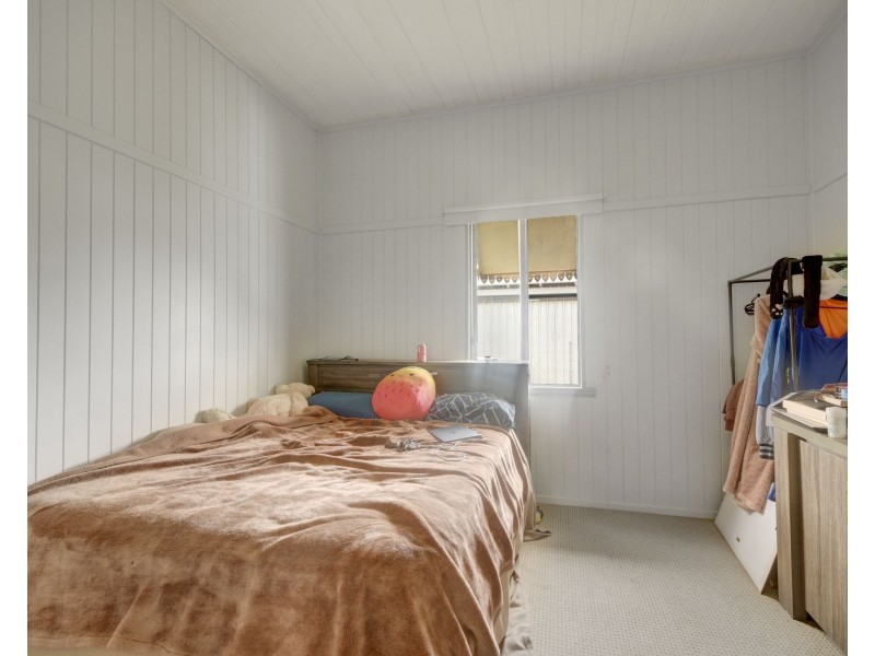 12 Sowden Street, Drayton QLD 4350